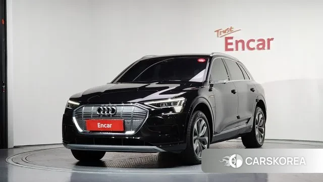 Audi e-Tron 2022 Черный из Кореи