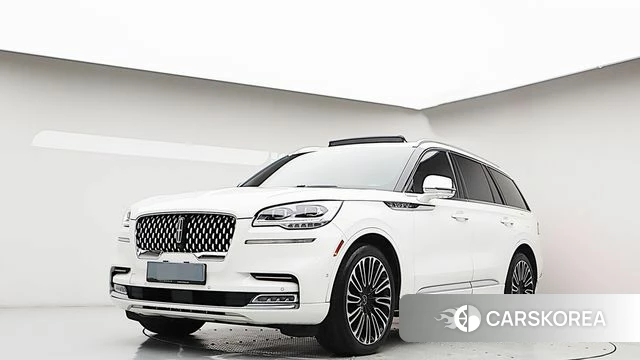 Lincoln Aviator 2nd generation 2021 Белый из Кореи