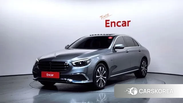 Mercedes-Benz E-Class W213 2021 Серый из Кореи