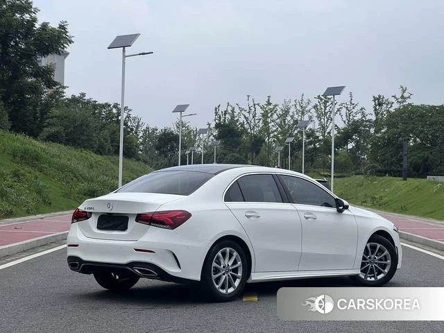 Mercedes-Benz Class A 2021 Белый из Китая