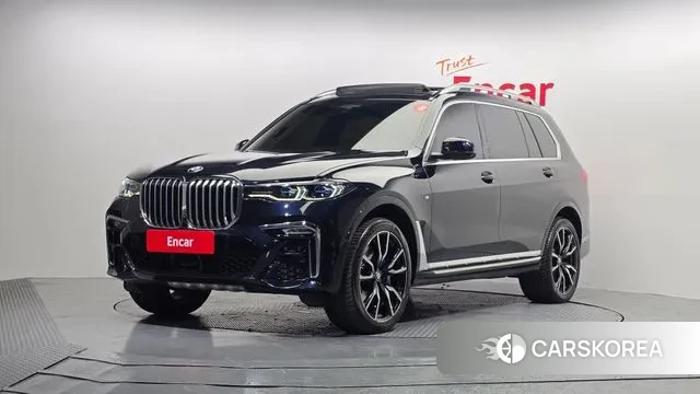 BMW X7 (G07) 2021 Черный из Кореи