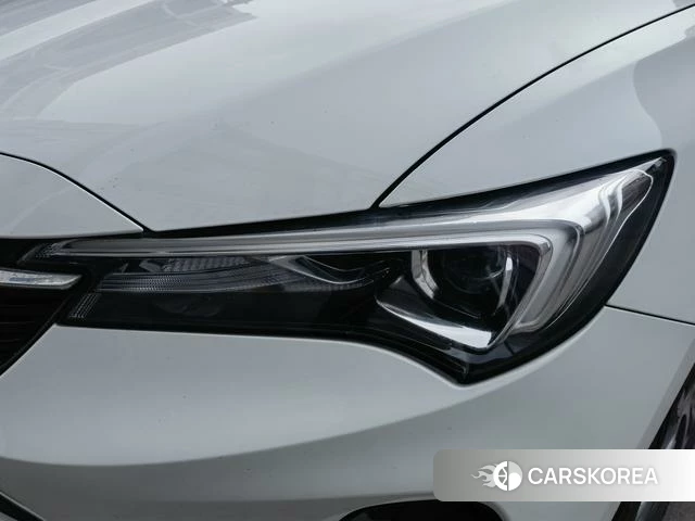 Buick Weilang 2023 Белый из Китая