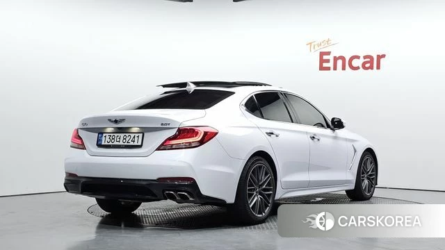 Genesis G70 2018 Белый из Кореи