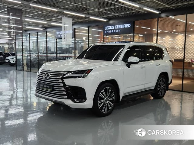 Lexus LX 4th Generation 2025 Белый из Кореи