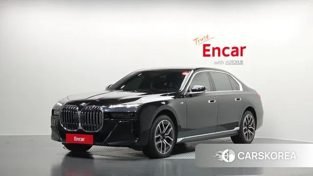 BMW 7 Series (G70) 2023 Черный из Кореи