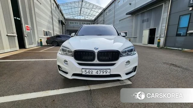 BMW X5 (F15) 2018 Белый из Кореи