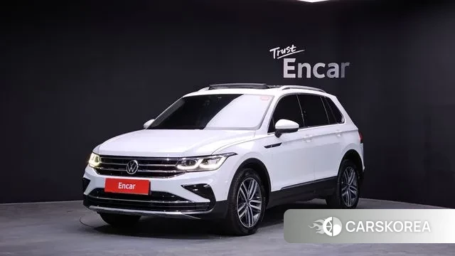 Volkswagen Tiguan second Generation 2021 Белый из Кореи