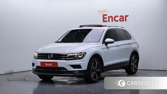 Volkswagen Tiguan second Generation 2020 Белый из Кореи