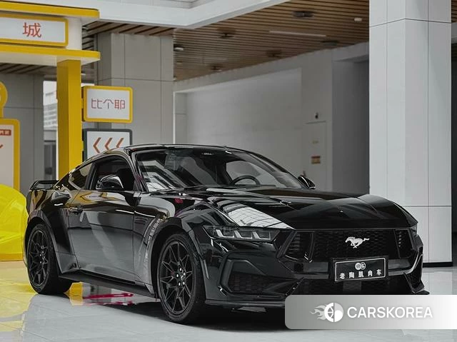 Ford Mustang 2024 Черный из Китая