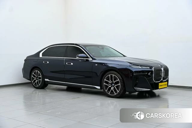 BMW 7 series 2024 Черный из Китая