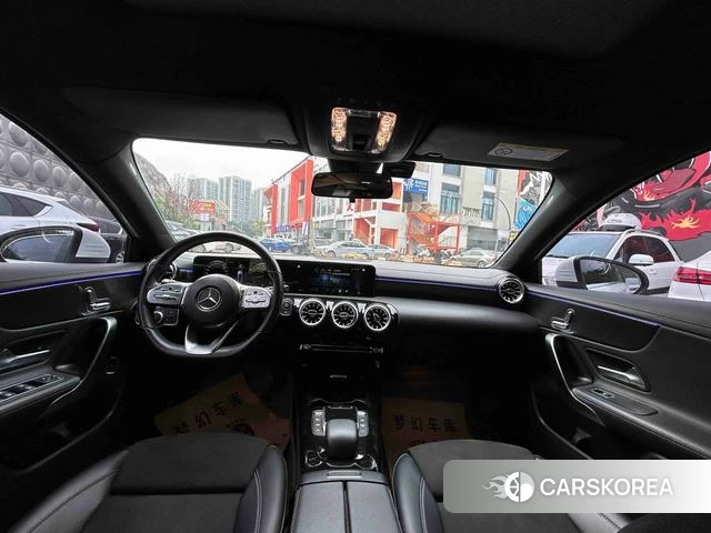 Mercedes-Benz Class A 2021 Белый из Китая