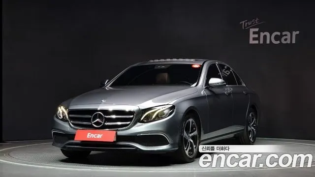 Mercedes-Benz E-Class W213 2020 Серый из Кореи