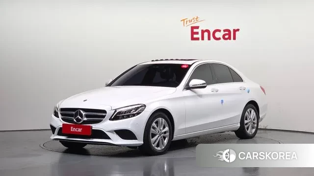 Mercedes-Benz C-Class W205 2019 Белый из Кореи