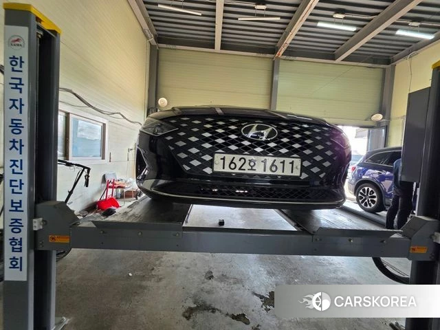 Hyundai The New Grandeur IG Hybrid 2021 Черный из Кореи