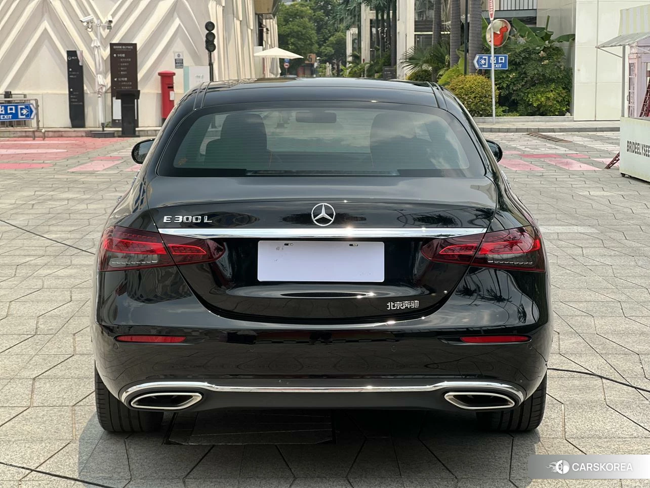 Mercedes-Benz E-class 2022 Черный из Китая