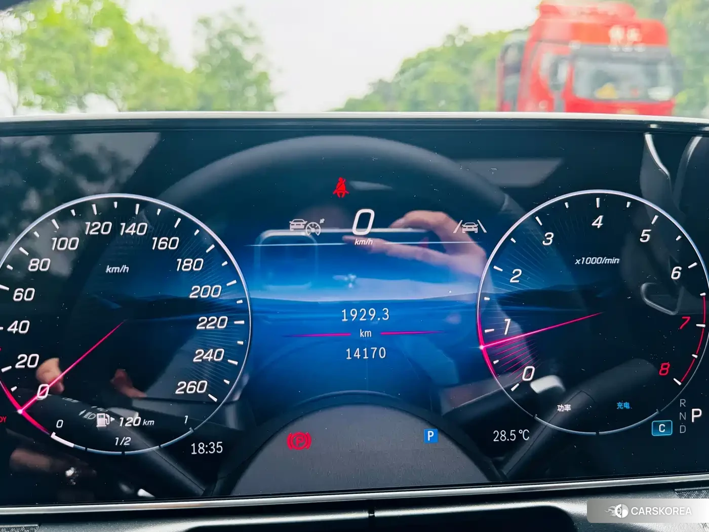 Mercedes-Benz C-class 2025 Зеленый из Китая