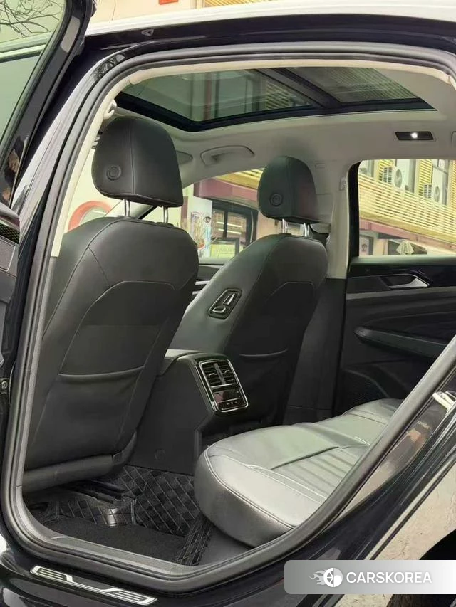 Volkswagen Passat 2023 Черный из Китая