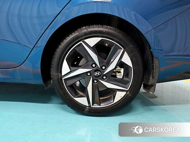 Hyundai Elantra 2021 Синий из Китая