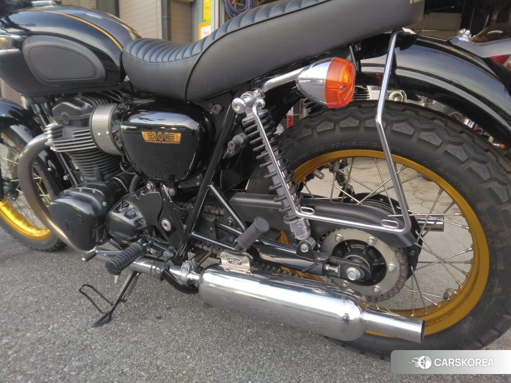 Проданный Kawasaki W800 SE 2012 из Японии, фото 2