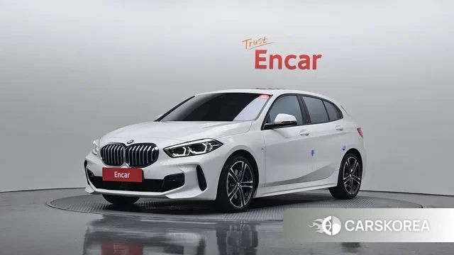 BMW 1 Series (F40) 2023 Белый из Кореи