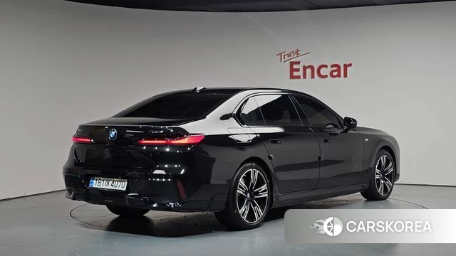 BMW 7 Series (G70) 2024 Черный из Кореи