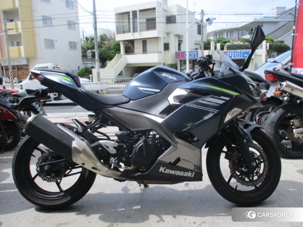 Проданный Kawasaki Ninja 400-2 2022 из Японии