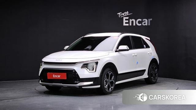 Kia Di Ol Nu Niro 2022 Белый из Кореи