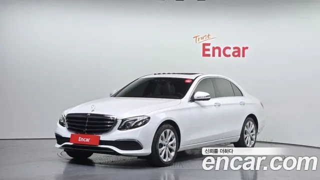 Mercedes-Benz E-Class W213 2018 Белый из Кореи