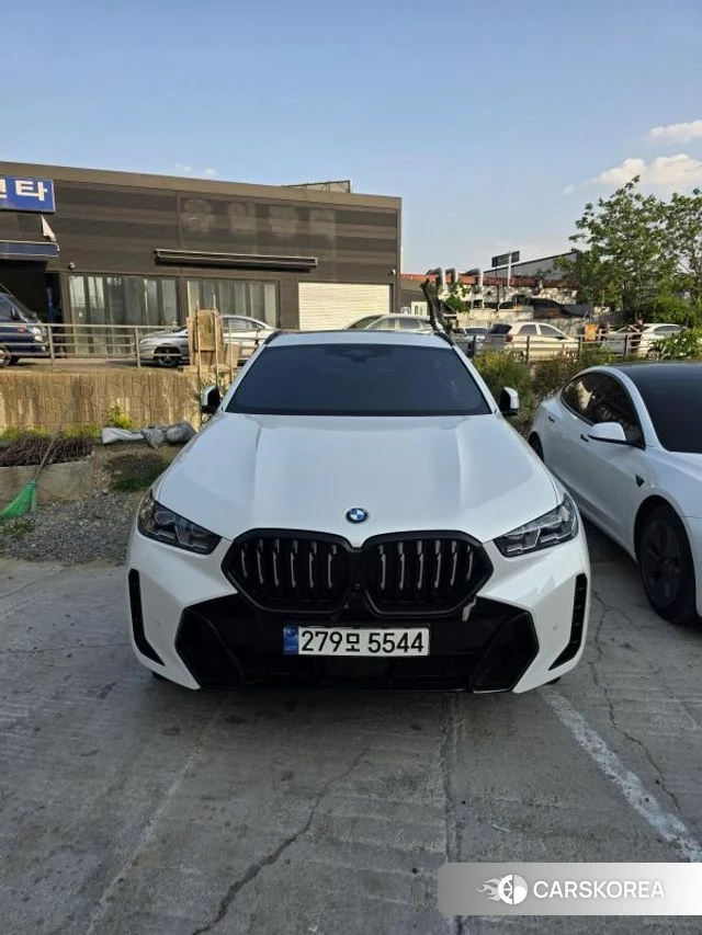 BMW X6 (G06) 2024 Белый из Кореи