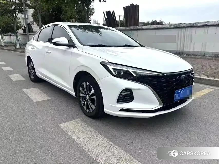 Chang'an Yidong 2021 Белый из Китая