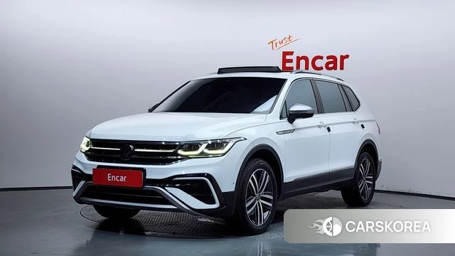 Volkswagen Tiguan Allspace 2022 Белый из Кореи