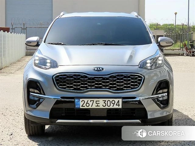 Kia Sportage The Bold 2021 Серебристо-серый из Кореи