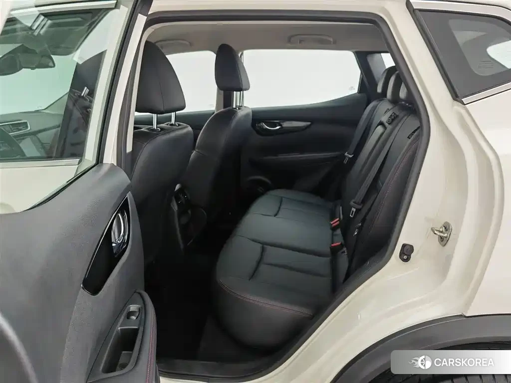 Nissan Qashqai 2022 Белый из Китая