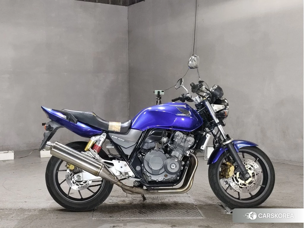 Проданный Honda CB400SF 2014 из Японии, фото 2