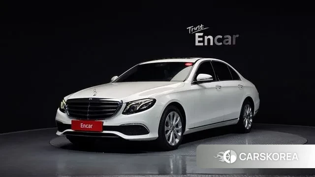 Mercedes-Benz E-Class W213 2020 Белый из Кореи