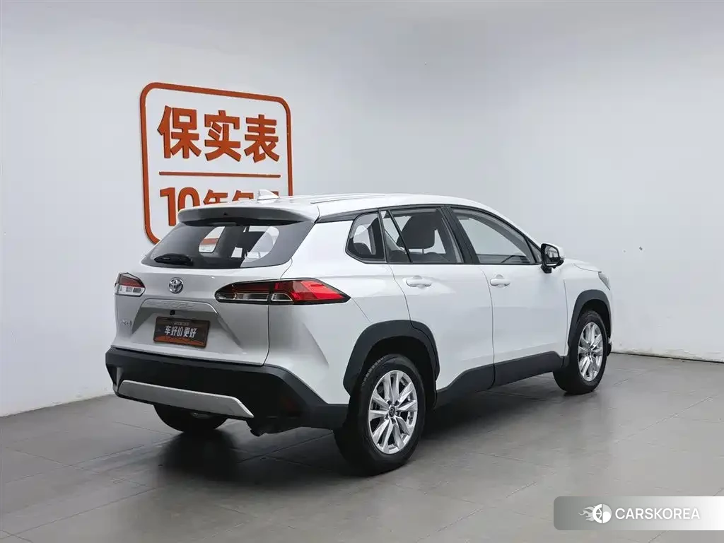 Toyota Corolla 2024 Белый из Китая