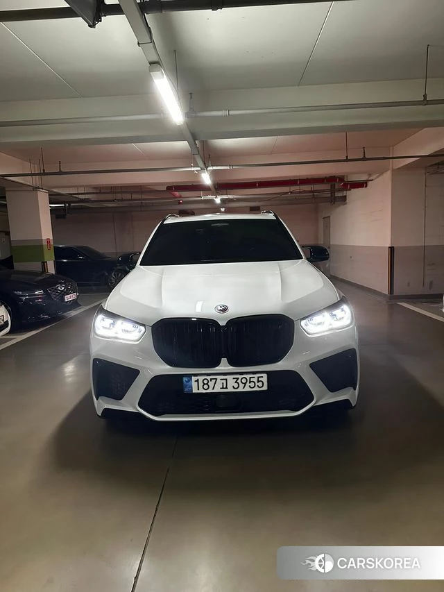 BMW X5M (G05) 2023 Белый из Кореи