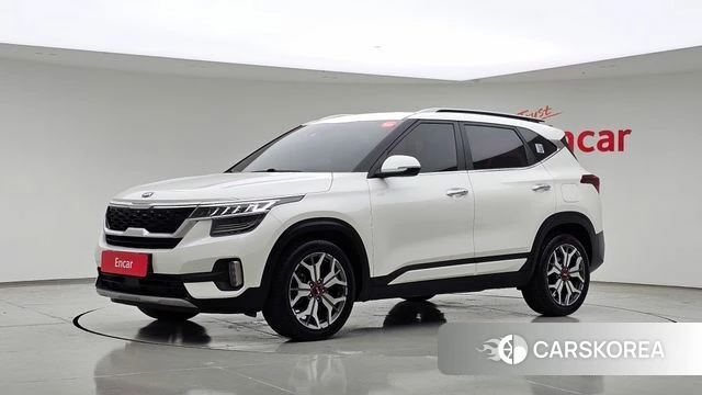 Kia Seltos 2021 Белый из Кореи