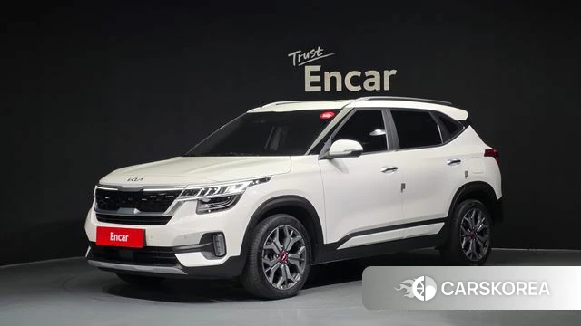 Kia Seltos 2022 Белый из Кореи