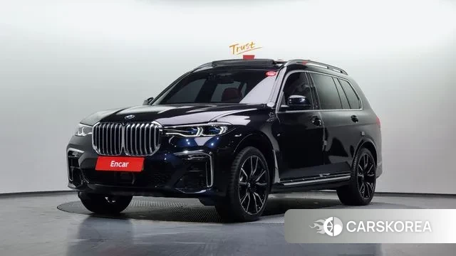 BMW X7 (G07) 2022 Черный из Кореи
