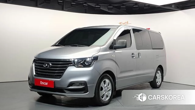 Hyundai The New Grand Starex 2018 Серебристо-серый из Кореи