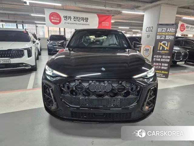 Audi Q5 (80A) 2025 Черный из Кореи