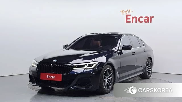 BMW 5 Series (G30) 2022 Черный из Кореи