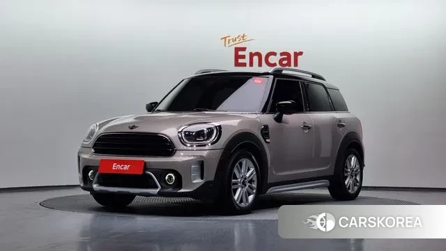 Mini Cooper Countryman 2023 Жемчужный цвет из Кореи