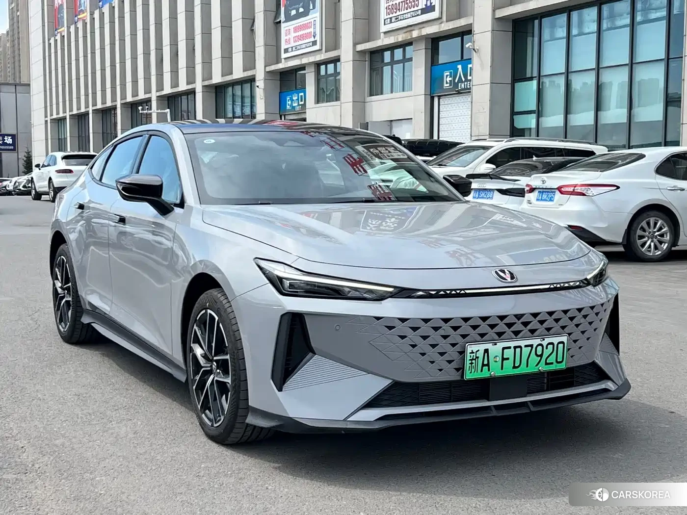 Chang'an UNI-V Smart iDD 2026 Silver/gray из Китая