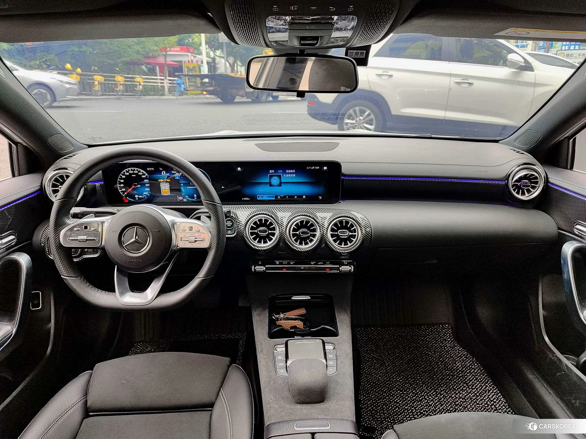 Mercedes-Benz Class A 2021 Белый из Китая