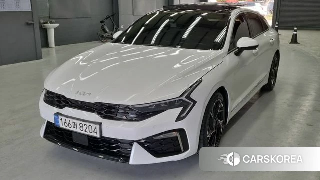 Kia The New K5 3rd generation 2023 Белый из Кореи