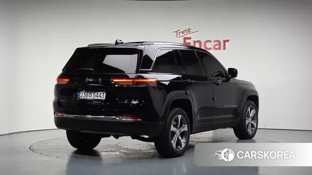 Jeep Grand Cherokee (WL) 2023 Черный из Кореи