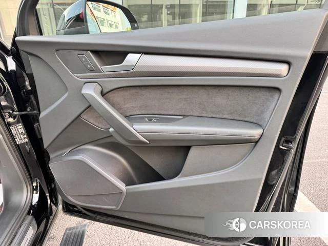 Audi Q5L Sportback 2023 Черный из Китая