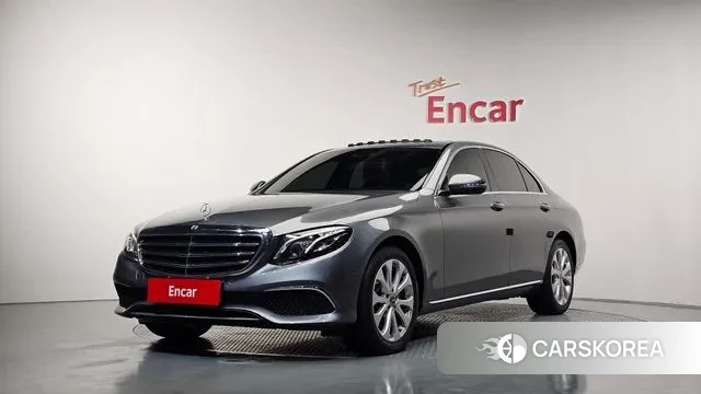 Mercedes-Benz E-Class W213 2018 Серый из Кореи